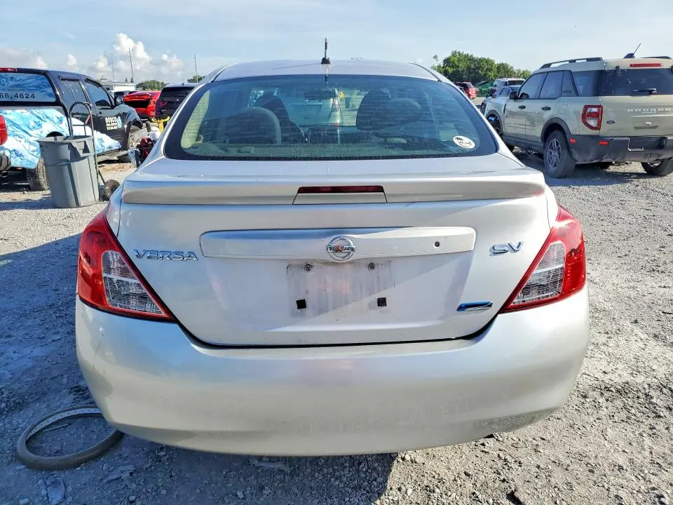 2013 NISSAN VERSA 1.6 S  