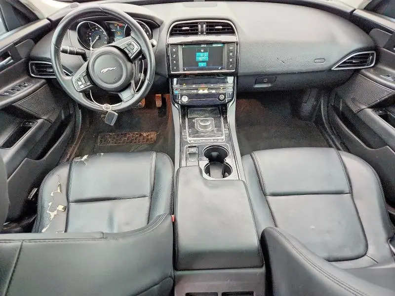 2017 JAGUAR XE   