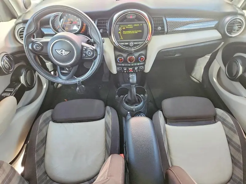 2015 MINI COOPER S  