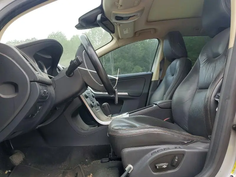 2012 VOLVO XC60 T6  