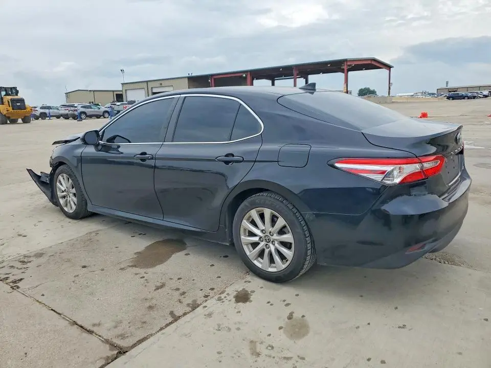 2020 TOYOTA CAMRY LE  