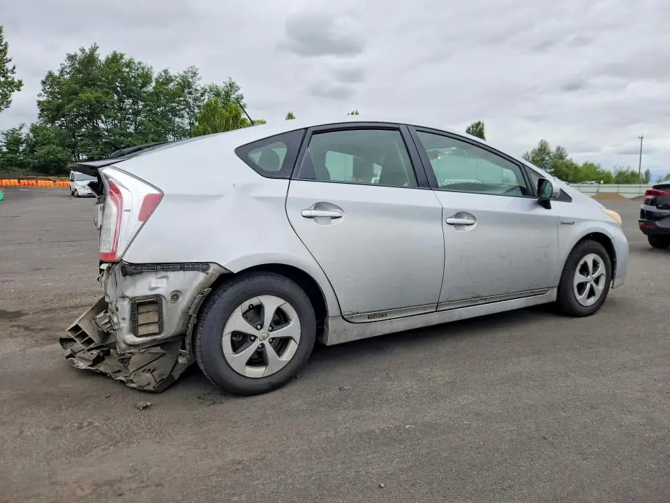 2012 TOYOTA PRIUS THREE  