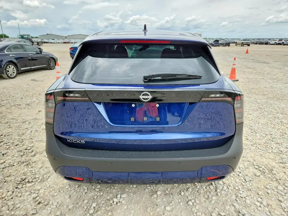 2026 NISSAN KICKS S  