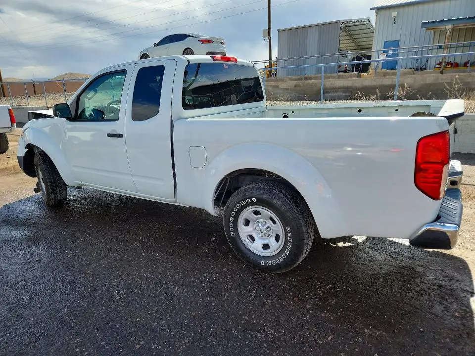 2016 NISSAN FRONTIER S  
