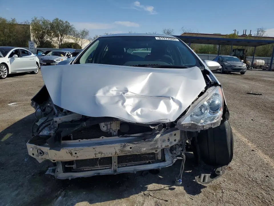 2014 TOYOTA PRIUS C THREE  