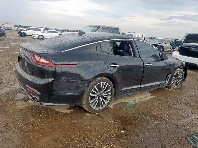 2018 KIA STINGER PREMIUM  