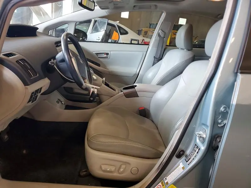 2015 TOYOTA PRIUS FOUR  