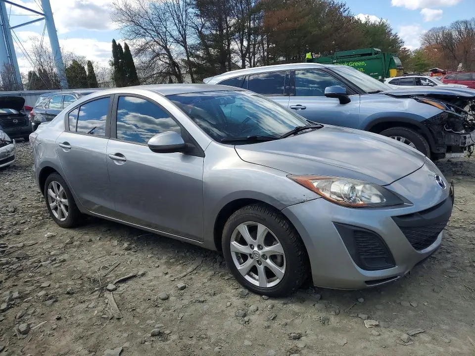 2010 MAZDA 3 I  