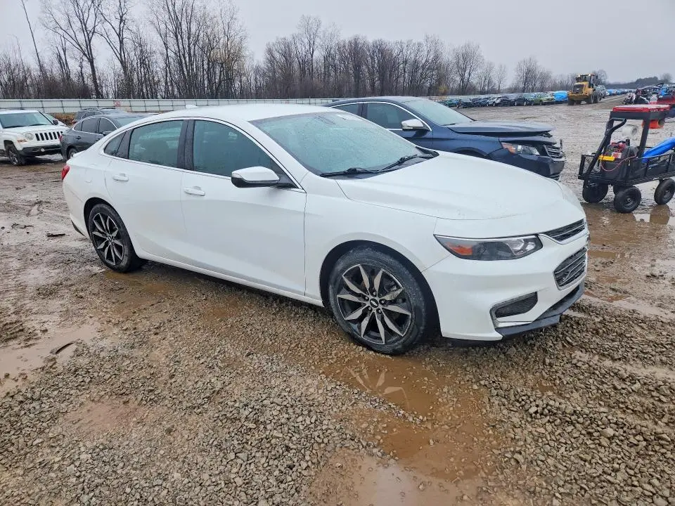 2017 CHEVROLET MALIBU LT  