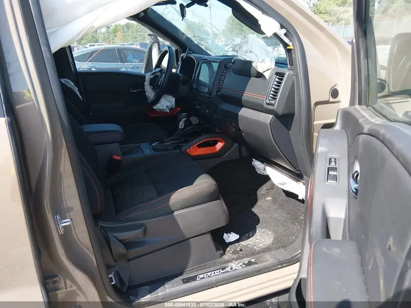 2023 NISSAN FRONTIER PRO-4X 4X4