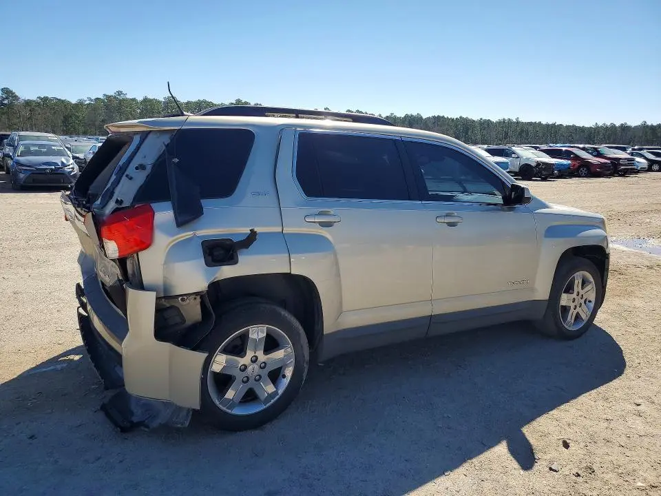 2013 GMC TERRAIN SLT  