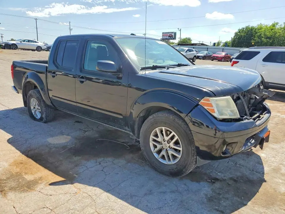 2014 NISSAN FRONTIER S  