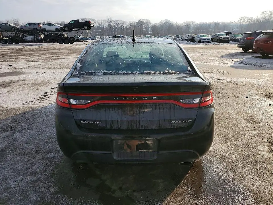 2015 DODGE DART SXT  