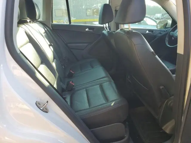 2012 VOLKSWAGEN TIGUAN S