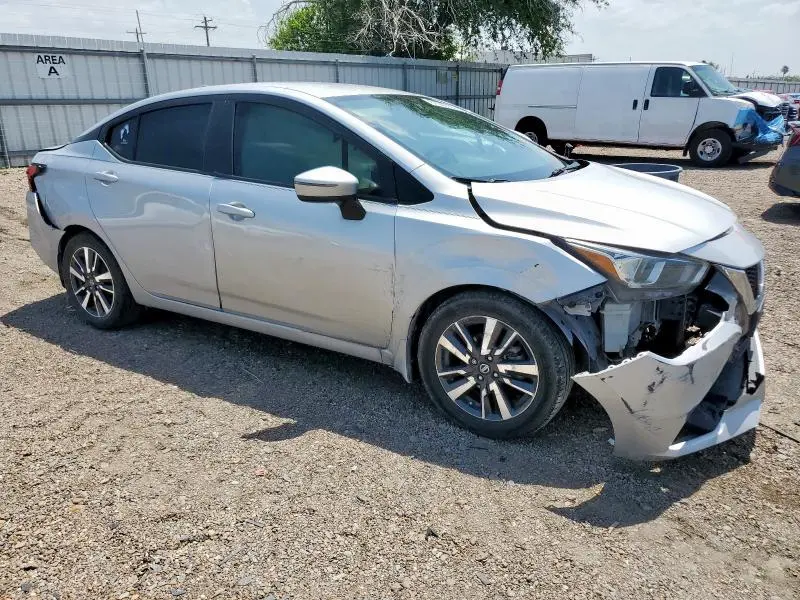 2020 NISSAN VERSA SV  