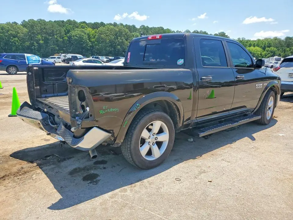 2013 RAM 1500 SLT  