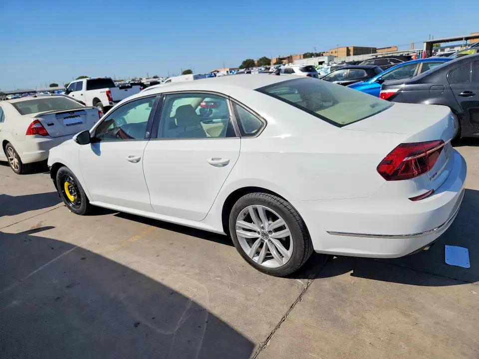 2019 VOLKSWAGEN PASSAT WOLFSBURG  