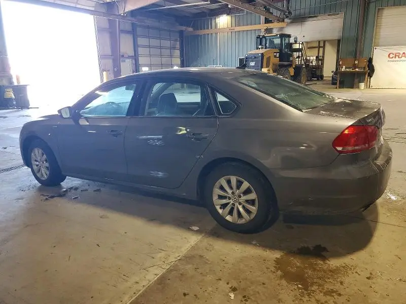 2014 VOLKSWAGEN PASSAT S  