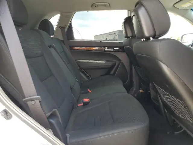 2014 KIA SORENTO LX