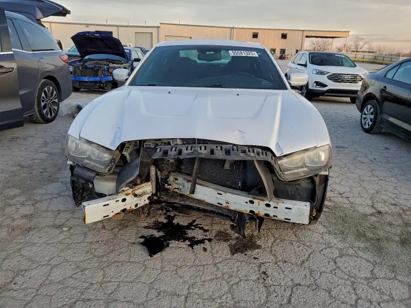 2013 DODGE CHARGER SXT  