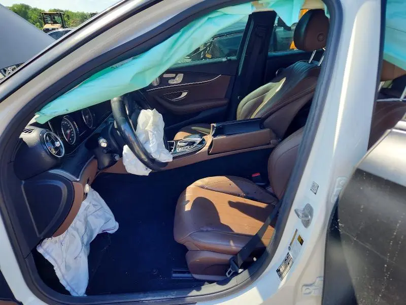 2017 MERCEDES-BENZ E 300  