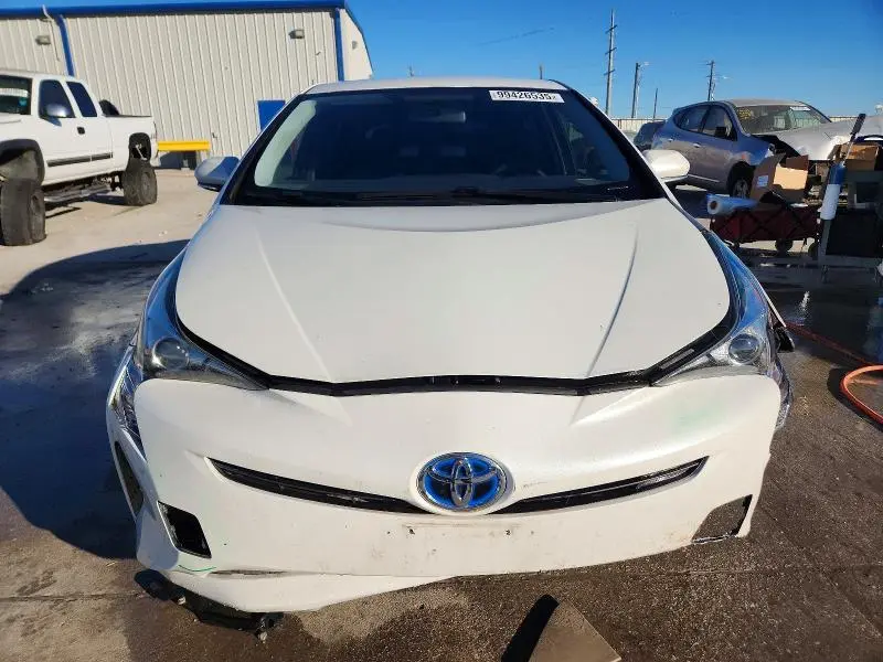 2016 TOYOTA PRIUS   