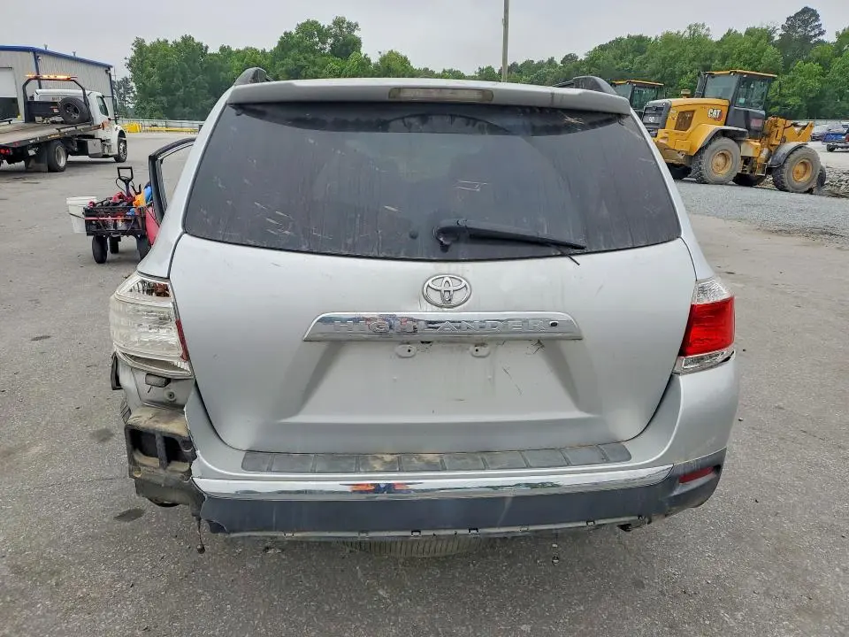 2012 TOYOTA HIGHLANDER BASE  
