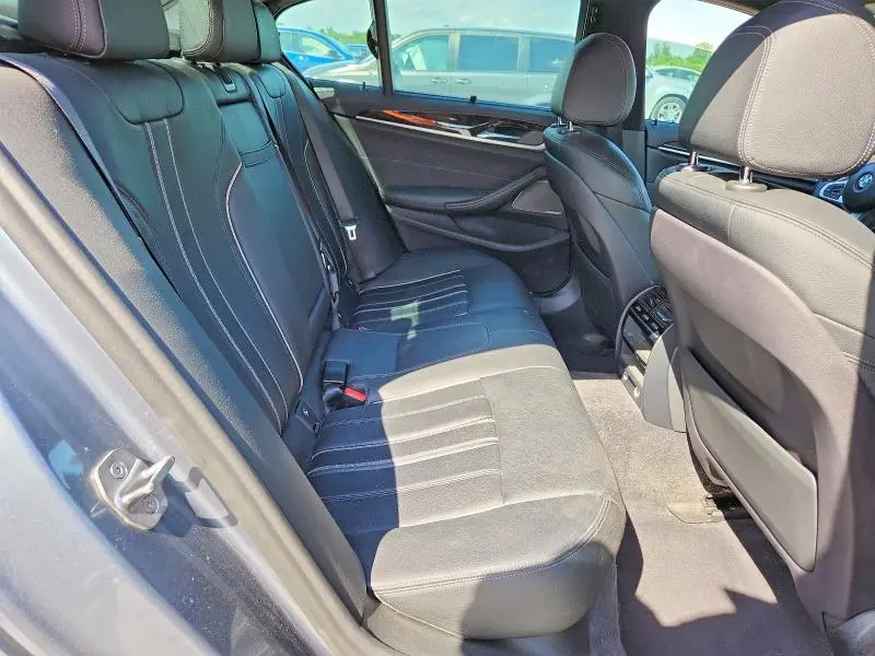 2019 BMW 540 I  