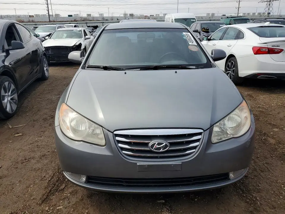 2010 HYUNDAI ELANTRA SE  