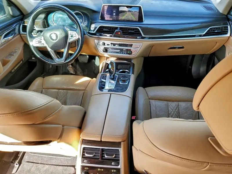 2018 BMW 750 I  