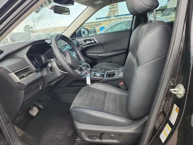 2023 MITSUBISHI OUTLANDER SE  