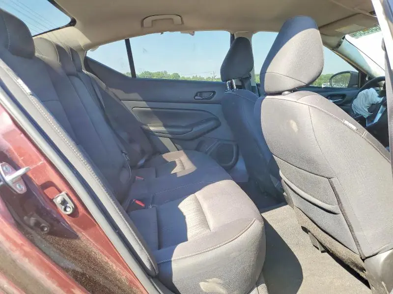 2024 NISSAN ALTIMA SV  