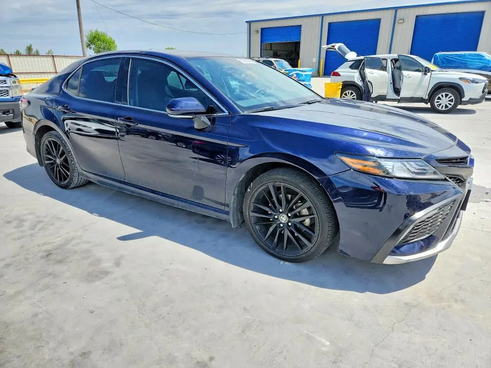 2022 TOYOTA CAMRY XSE  