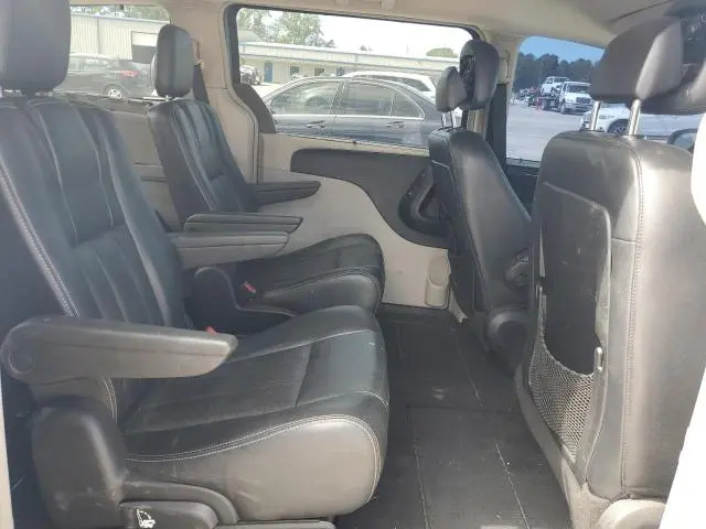 2011 CHRYSLER TOWN & COUNTRY TOURING L  