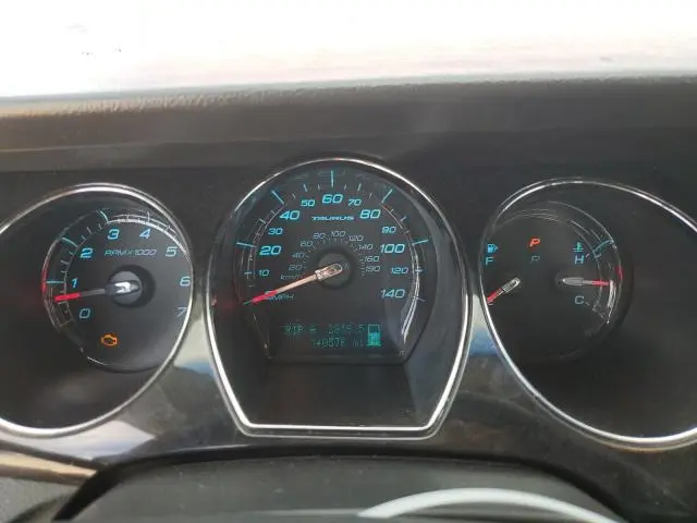 2010 FORD TAURUS LIMITED  