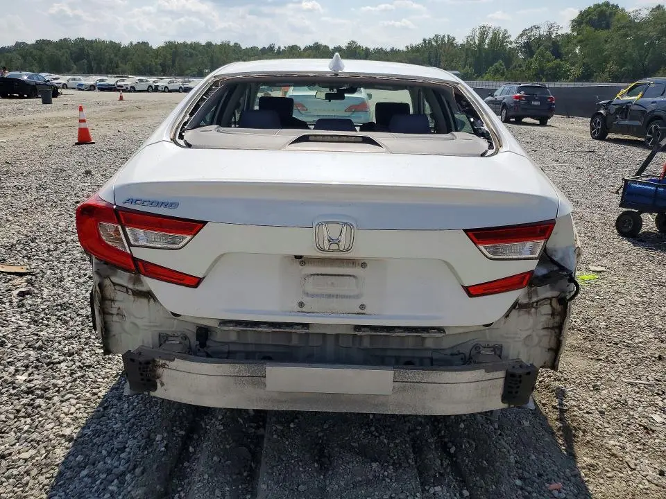 2019 HONDA ACCORD LX  