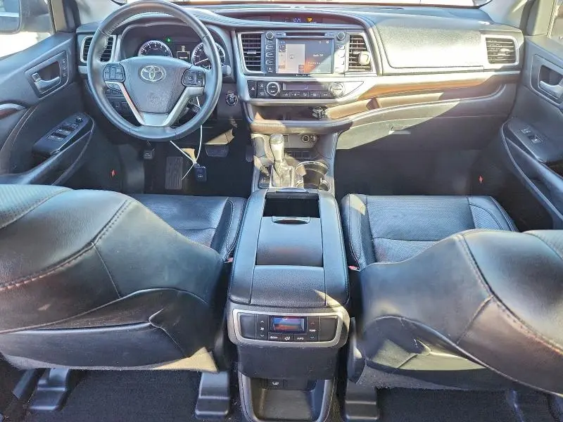 2016 TOYOTA HIGHLANDER LIMITED  