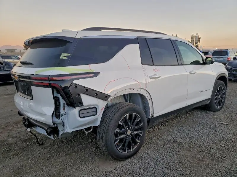 2025 CHEVROLET TRAVERSE LT  