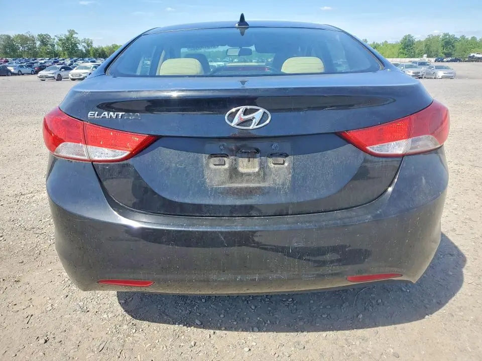 2011 HYUNDAI ELANTRA GLS  