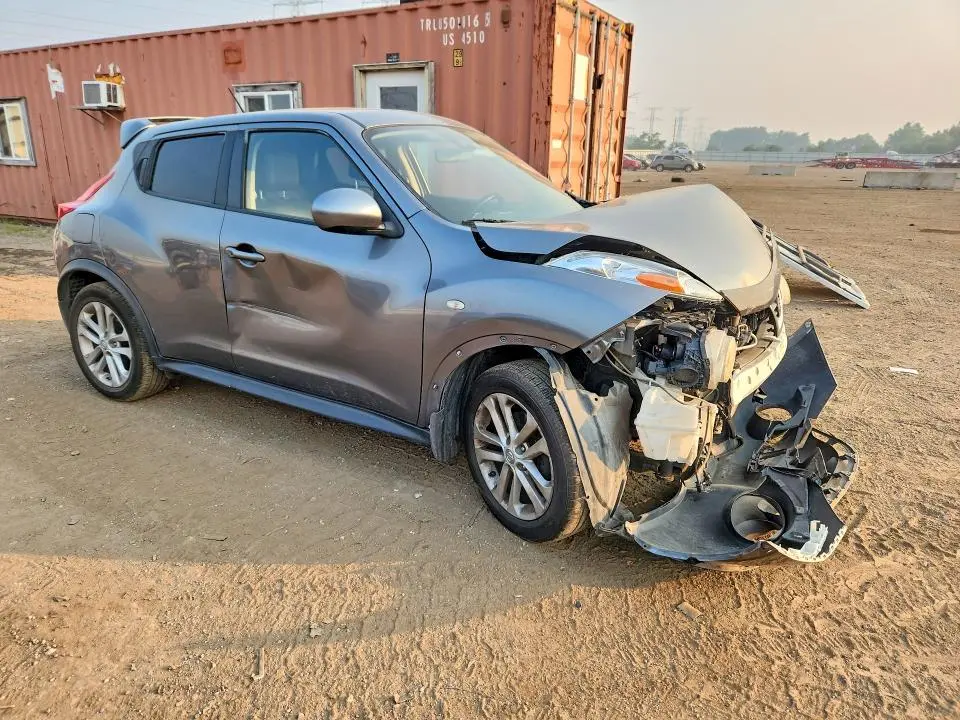 2011 NISSAN JUKE S  