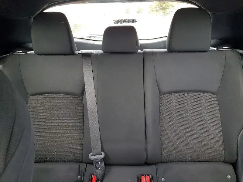 2019 TOYOTA C-HR LE  