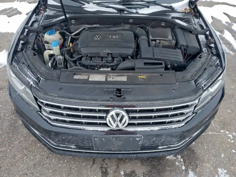 2017 VOLKSWAGEN PASSAT S  