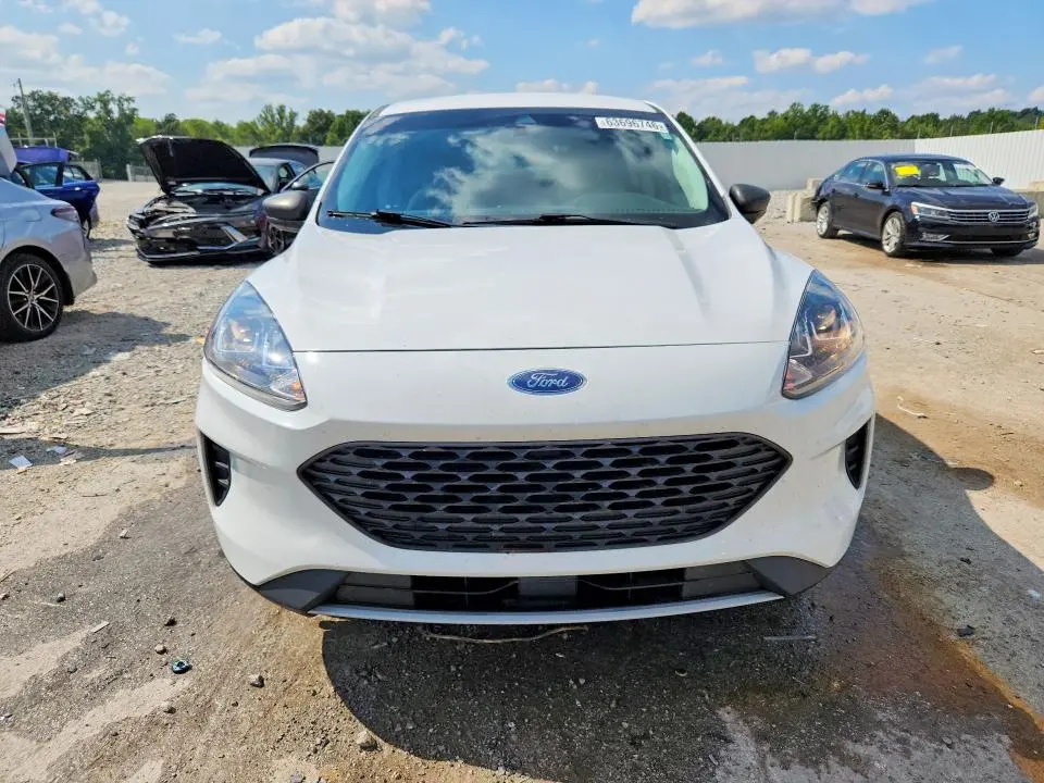 2022 FORD ESCAPE S  