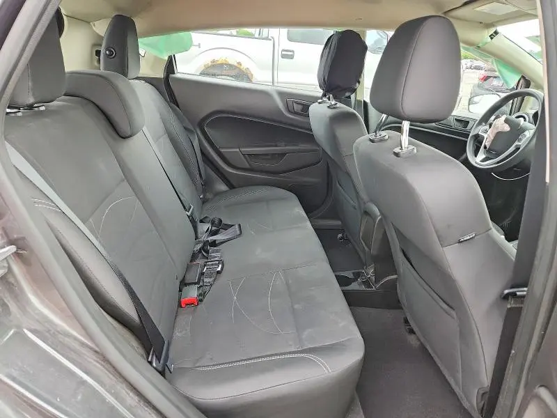 2017 FORD FIESTA SE  