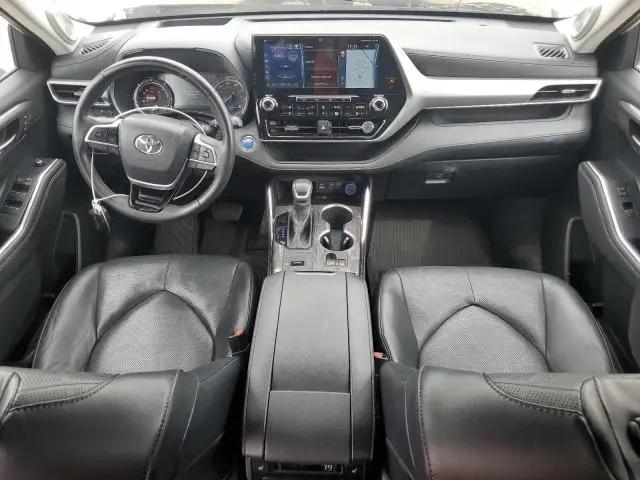 2022 TOYOTA HIGHLANDER HYBRID PLATINUM  