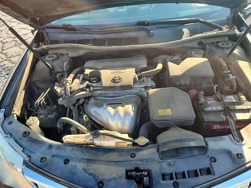 2014 TOYOTA CAMRY LE  