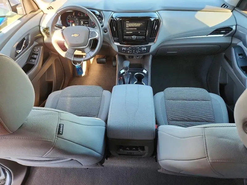 2021 CHEVROLET TRAVERSE LT  