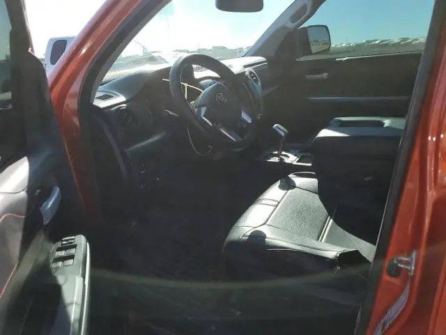 2015 TOYOTA TUNDRA CREWMAX SR5  