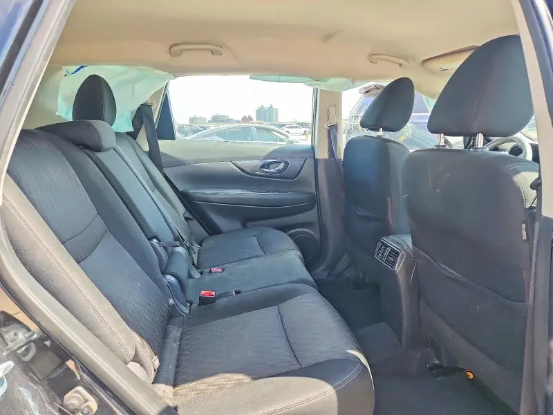 2018 NISSAN ROGUE S  
