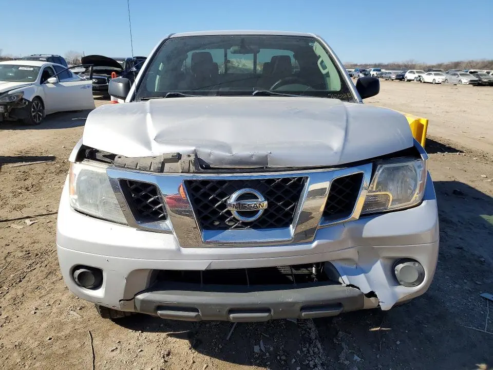 2012 NISSAN FRONTIER SV V6  